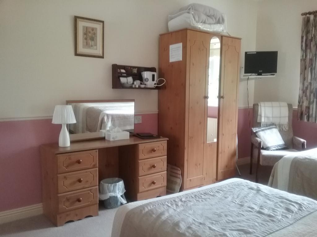 Rocksberry Bed & Breakfast Касълбар Екстериор снимка