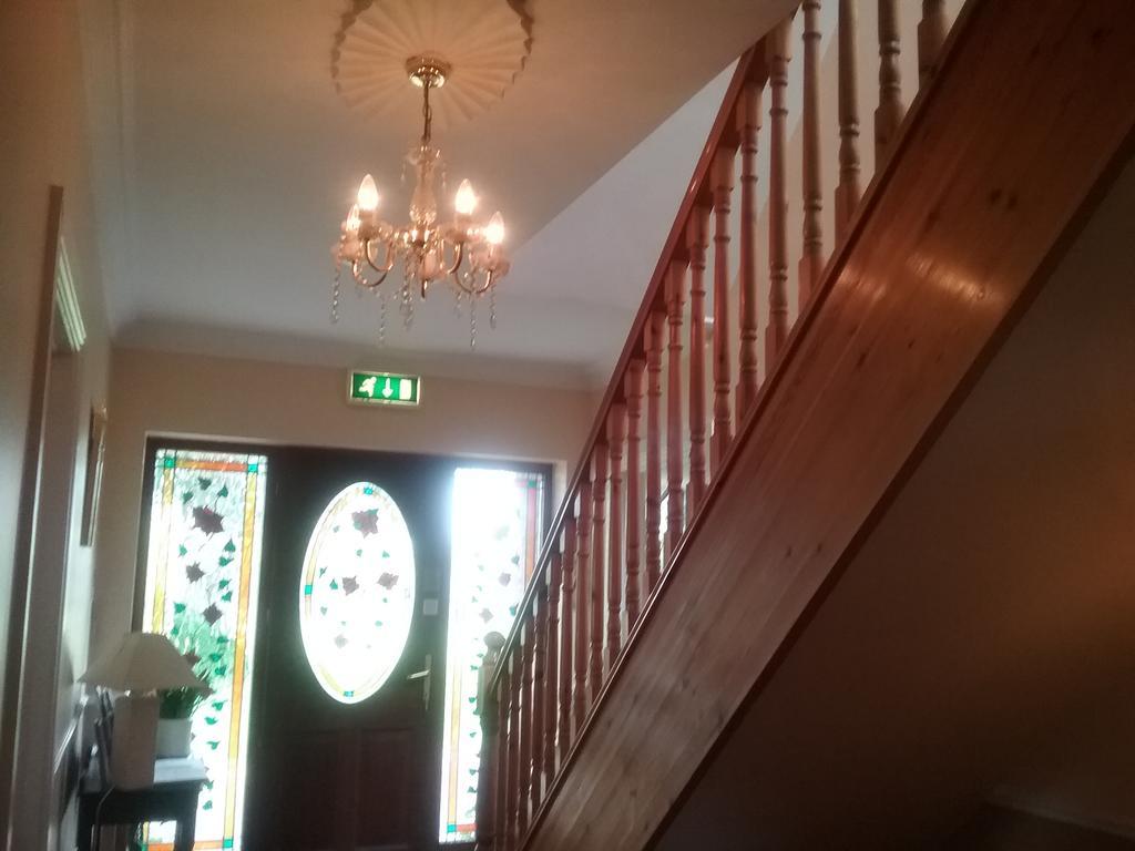 Rocksberry Bed & Breakfast Касълбар Екстериор снимка