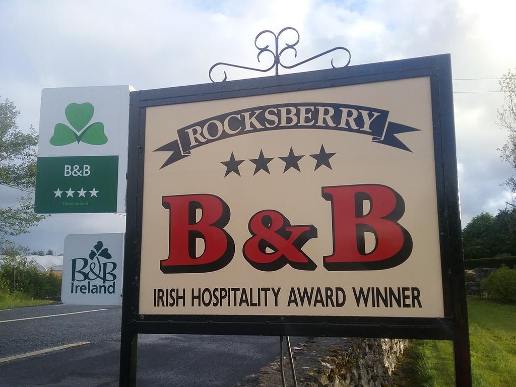 Rocksberry Bed & Breakfast Касълбар Екстериор снимка