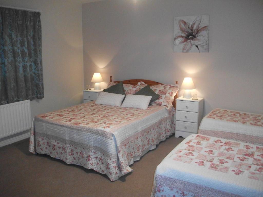 Rocksberry Bed & Breakfast Касълбар Екстериор снимка