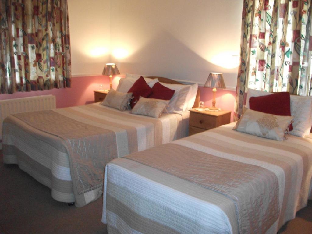 Rocksberry Bed & Breakfast Касълбар Екстериор снимка