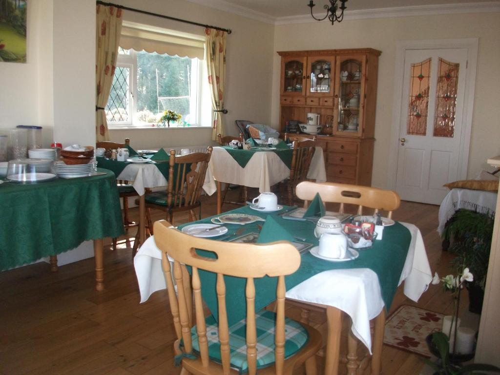 Rocksberry Bed & Breakfast Касълбар Стая снимка